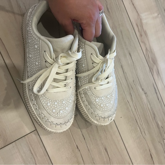White bridal sneakers! Size 7! Worn twice - Picture 2 of 6